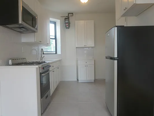 Rented by Keller Williams NYC | media 31