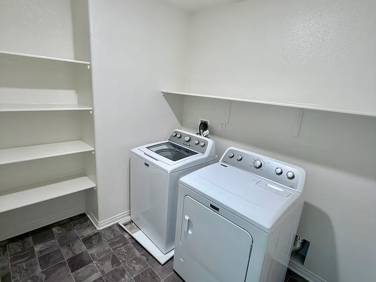 7897 Griffith Peak St — Photo 18