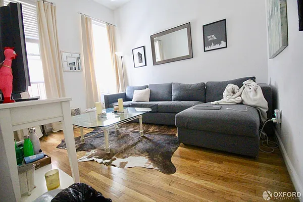 Rented by Oxford Property Group | media 54