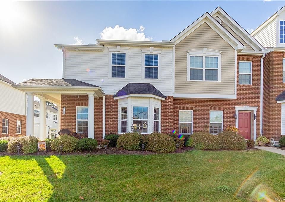 1st image of 7437 Pebble Lake Dr
