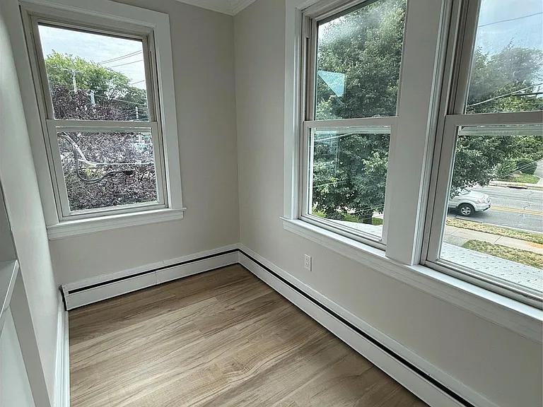 153 Main St — Photo 10