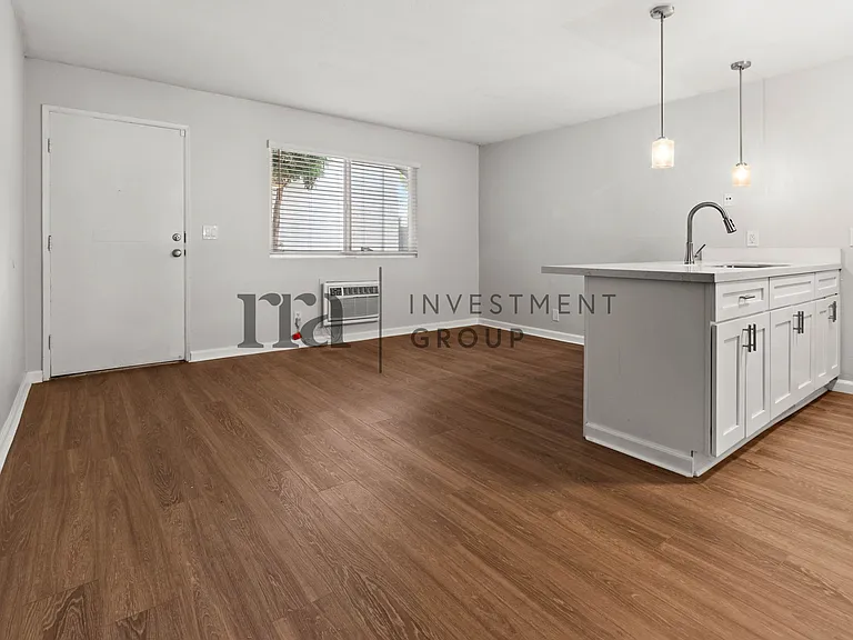 2405 Adams Ave #2 — Photo 13