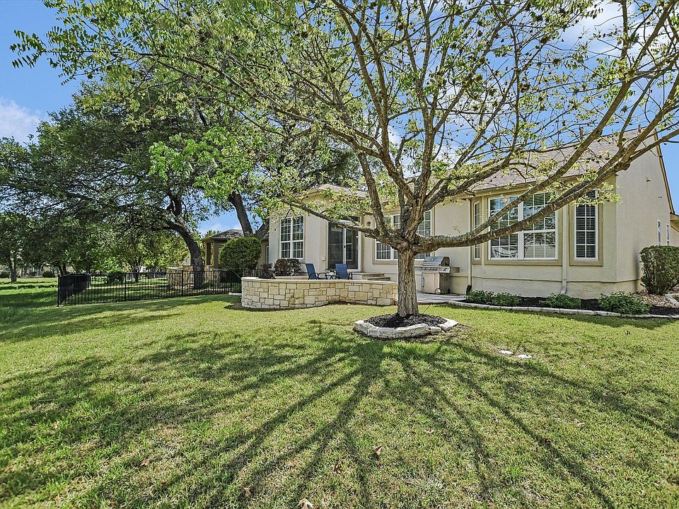 1st image of 305 Rosecliff Dr