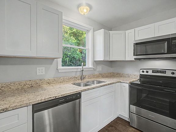 3rd image of 10-16 Bates St