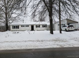 228 Davis Rd, Bangor, ME 04401