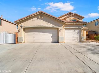 14561 Hummingbird Rd, Victorville, CA 92394