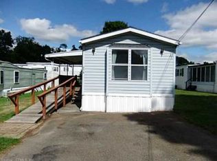 51 C St, Groton, CT 06340