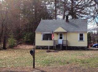 72 Parham Rd, Tyngsboro, MA 01879