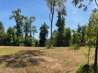 1767 Public Well Rd, Pleasant Shade, TN 37145