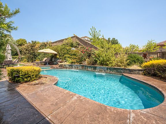 4th image of 1173 Terracina Dr
