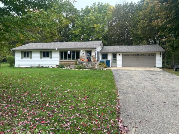 1758 S 9th St, Kalamazoo, MI 49009