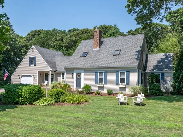 114 Cliffwood Lane, Falmouth, MA 02540
