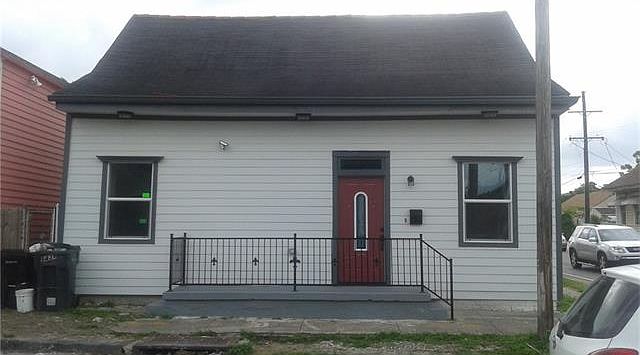 1st image of 1438 Spain St