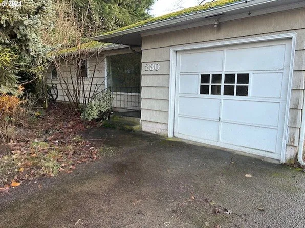 230 Greenleaf Ave, Eugene, OR 97404