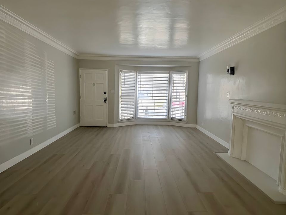 1st image of 2601 W 42nd St #4197-1/2