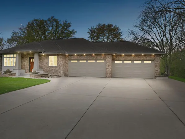 625 Lanewood Ln N, Plymouth, MN 55447