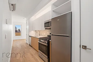 Rented by Rennit Inc.