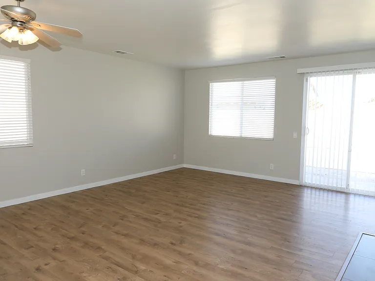1559 W Avenue H4 — Photo 7