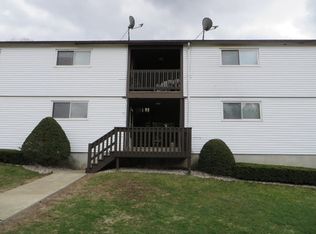 32 Center St APT 17, Stafford Springs, CT 06076