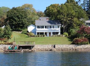 33 Lakeview Rd, Brookfield, CT 06804