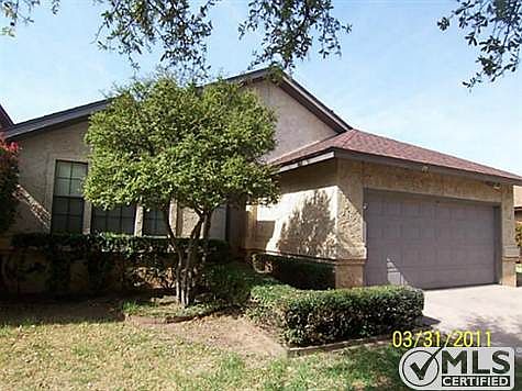 1st image of 75 Tamarisk Cir