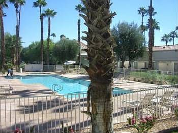 2nd image of 616 Vista Lago Cir N