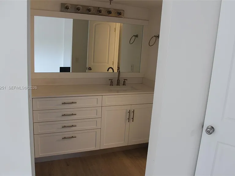 955 Egret Cir #310 — Photo 9