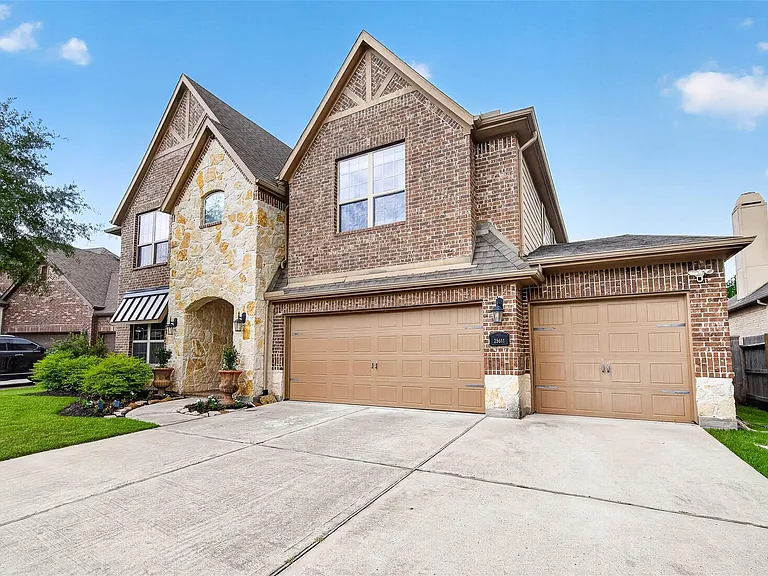 25611 Ellis Ridge Ct — Photo 3
