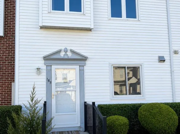 165 Yorktown Blvd, Hammonton, NJ 08037