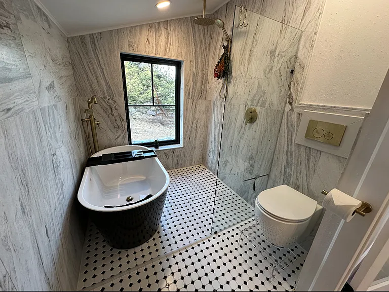 230 Cyteworth Rd — Photo 13