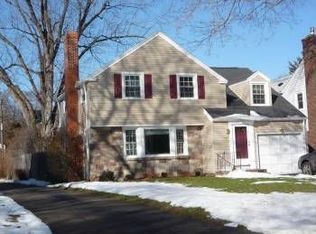 153 Valley View Cres, Rochester, NY 14617