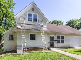 903 Prairie St, Guthrie Center, IA 50115