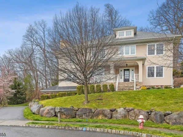 18 Hapgood Ct, Boonton Town, NJ 07005