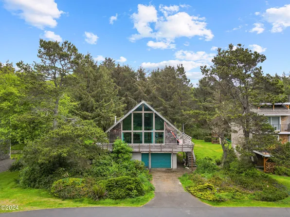 45925 Kinnikinnick Dr, Neskowin, OR 97149