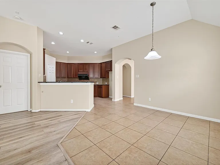 24431 Ranchwood Springs Ln — Photo 19