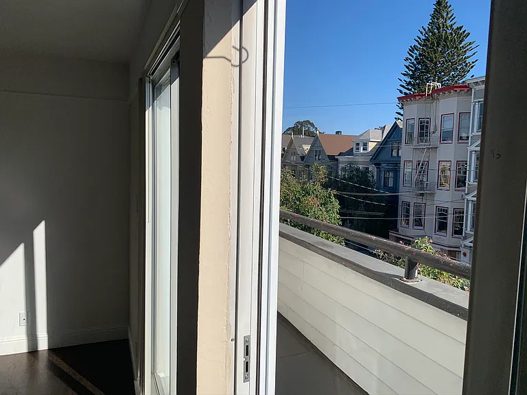 575 Cole St #201 — Photo 11