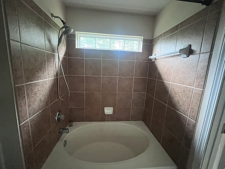 3295 Saville St SW — Photo 5