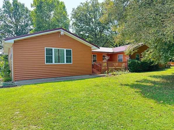 4408 County Road 2420, Pomona, MO 65789