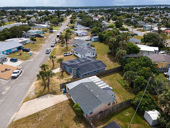 3rd image of 23 River Dr