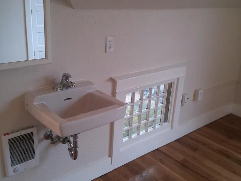 2241 NW Hoyt St #109 — Photo 17