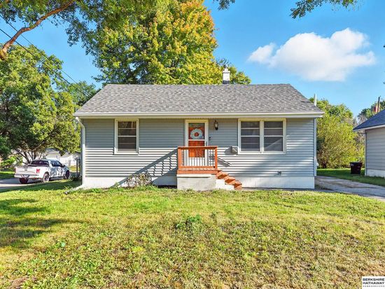 6794 Evans St, Omaha, NE 68104