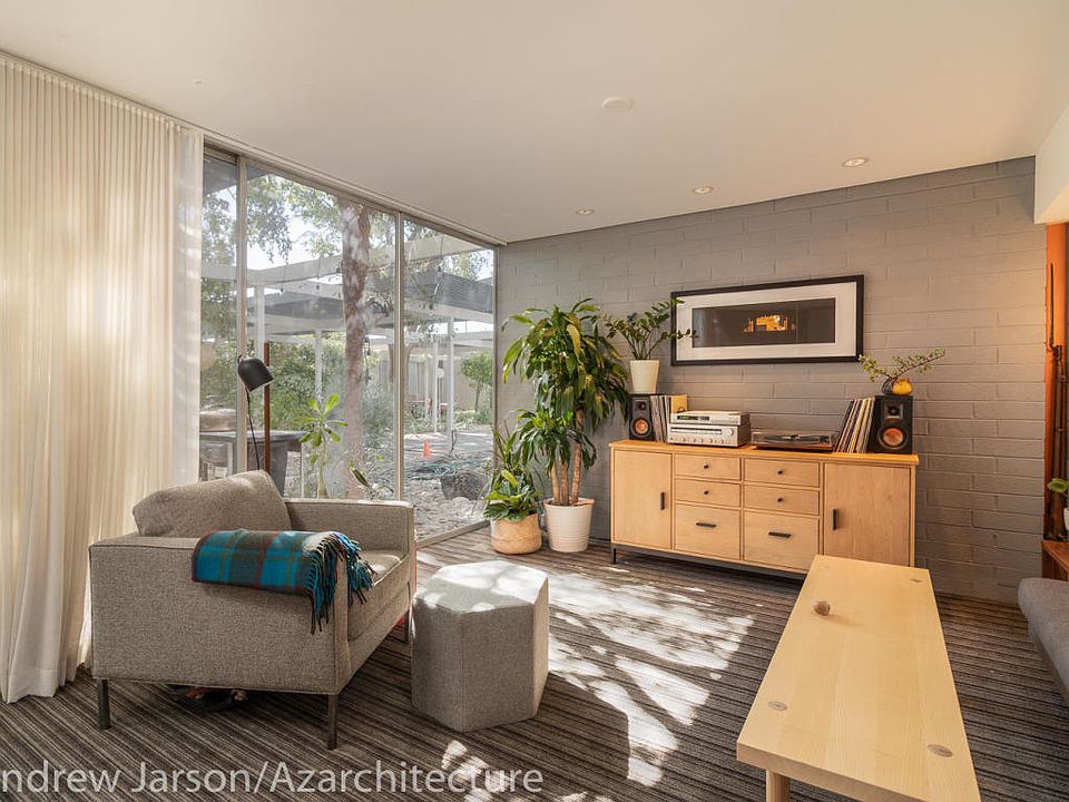 1st image of 4225 N 36th St Unit 10