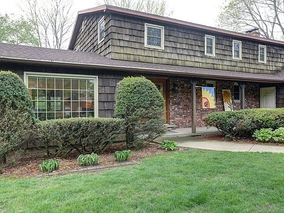 5th image of 1103 Nina Ave