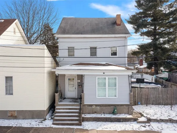 10 Alice St, Mc Kees Rocks, PA 15136