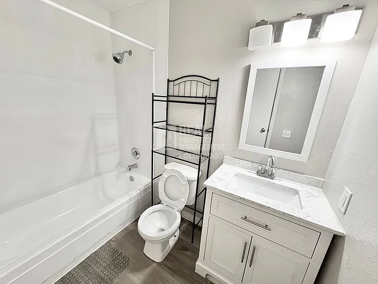 13395 E Louisiana Ave — Photo 11