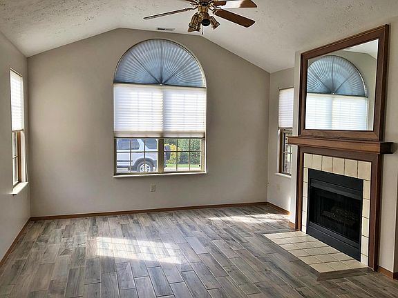 Living room with gas fireplace