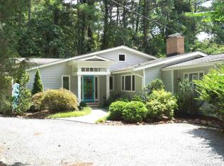 201 Ray Rd, Chapel Hill, NC 27516