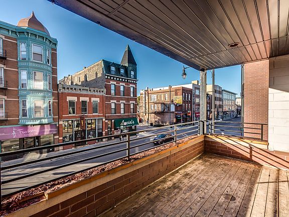 5th image of 1814 W North Ave Unit 203