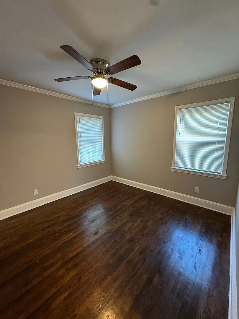 Winona Avenue Units A-F — Photo 4