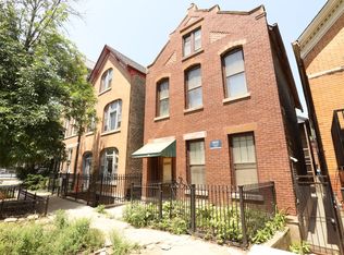 2244 W Palmer St UNIT R4, Chicago, IL 60647